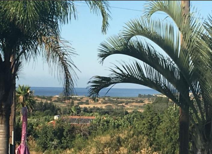 Image No.2-4 Bed Villa for sale