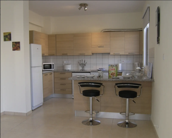 Image No.5-Jumelé de 4 chambres à vendre à Alethriko