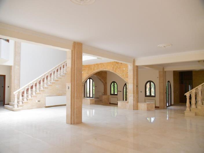 Image No.5-Villa de 5 chambres à vendre à Oroklini