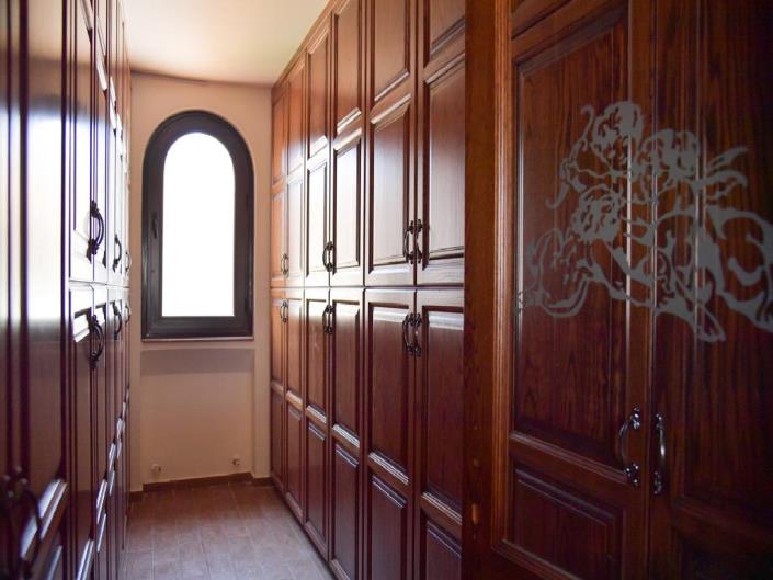 Image No.16-Villa de 5 chambres à vendre à Oroklini