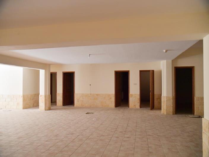 Image No.23-Villa de 5 chambres à vendre à Oroklini