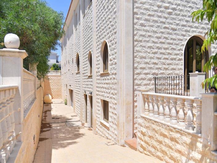 Image No.25-Villa de 5 chambres à vendre à Oroklini