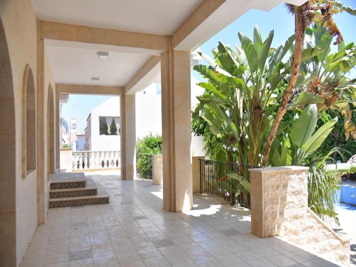 Image No.28-Villa de 5 chambres à vendre à Oroklini