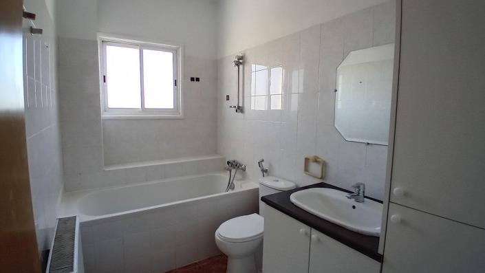 Image No.13-Appartement de 2 chambres à vendre à Aglantzia