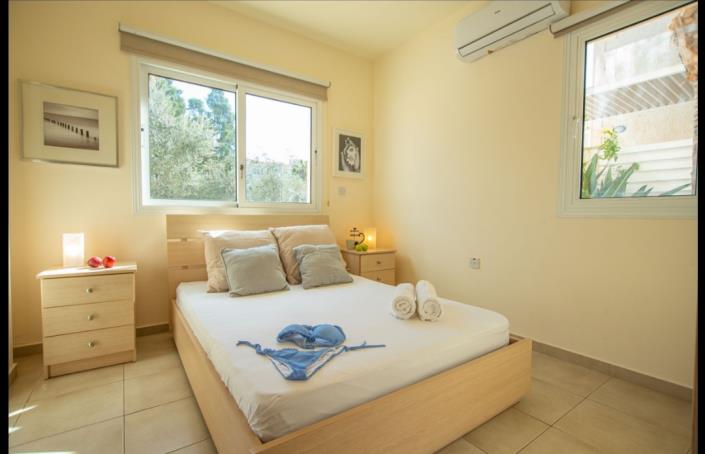 Image No.2-4 Bed Villa for sale