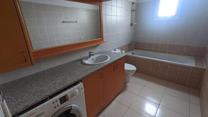 Image No.15-3 Bed Apartment for sale