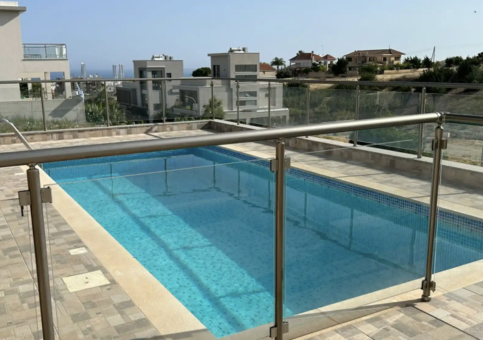 Image No.2-Villa de 4 chambres à vendre à Germasogeia