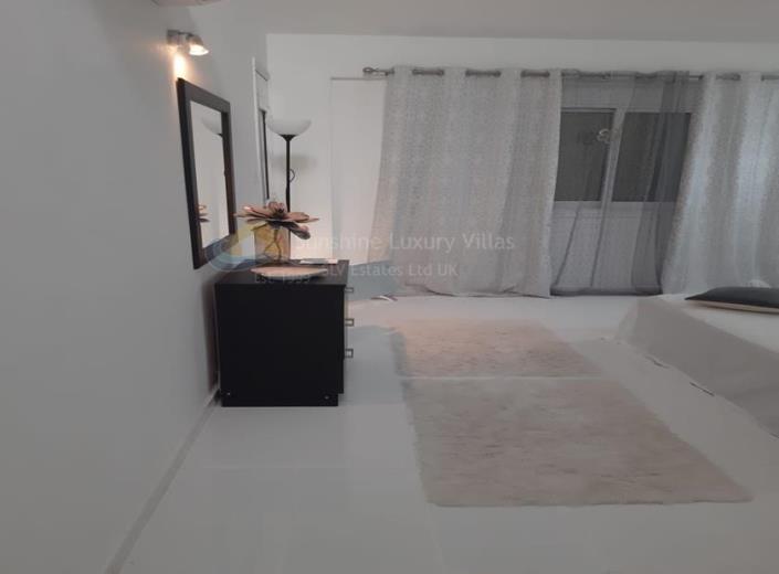 Image No.17-Villa de 4 chambres à vendre à Agios Athanasios