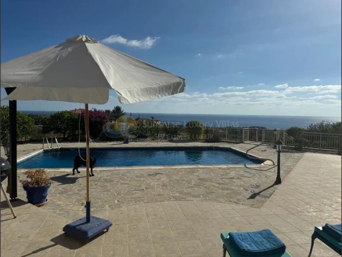 Image No.1-4 Bed Bungalow for sale