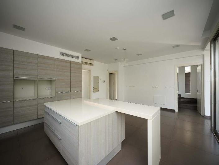 Image No.11-Villa de 4 chambres à vendre à Nicosie