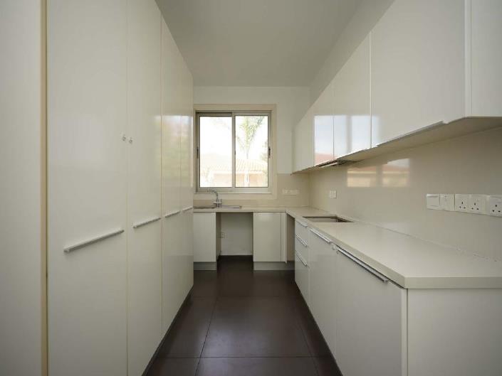 Image No.12-Villa de 4 chambres à vendre à Nicosie