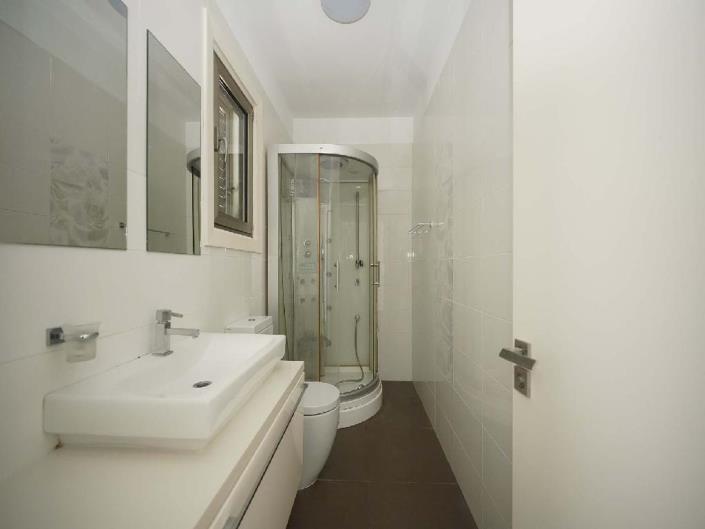 Image No.18-Villa de 4 chambres à vendre à Nicosie