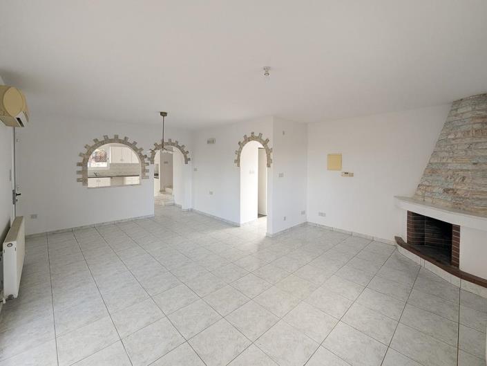 Image No.6-Villa de 3 chambres à vendre à Tsada