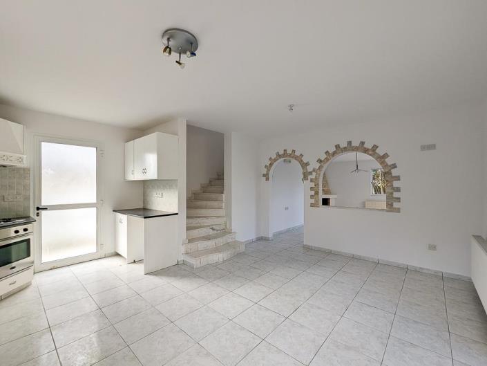 Image No.8-Villa de 3 chambres à vendre à Tsada