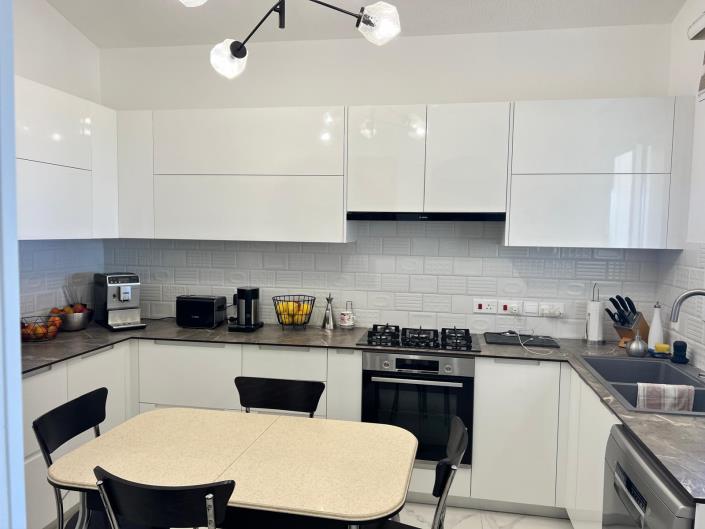 Image No.8-3 Bed Villa for sale