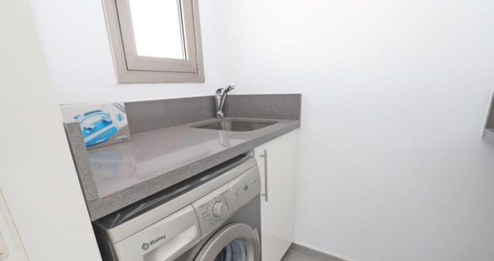 Image No.19-2 Bed Townhouse for sale