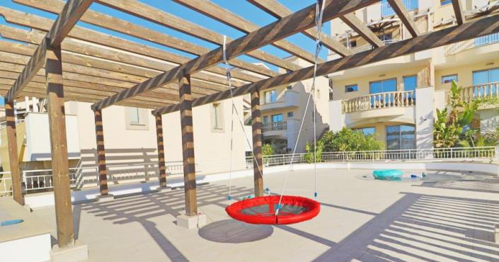 Image No.25-2 Bed Townhouse for sale