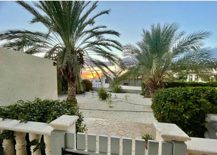 Image No.12-3 Bed Apartment for sale