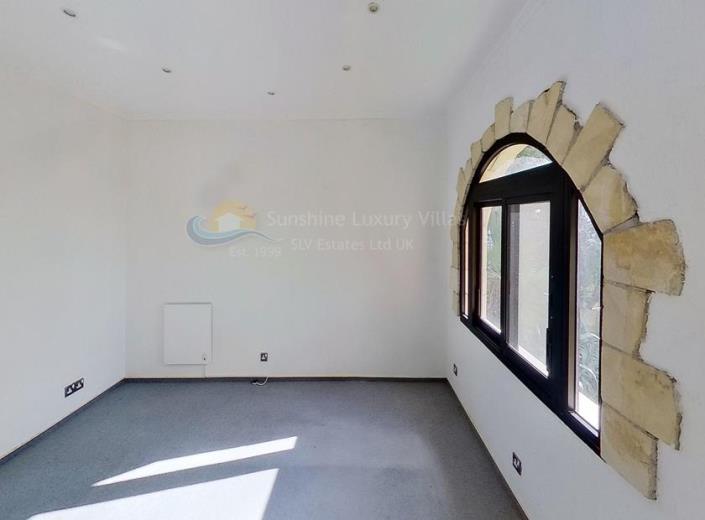 Image No.13-3 Bed Villa for sale