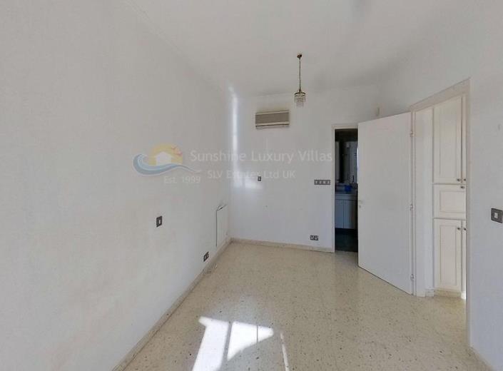 Image No.24-3 Bed Villa for sale