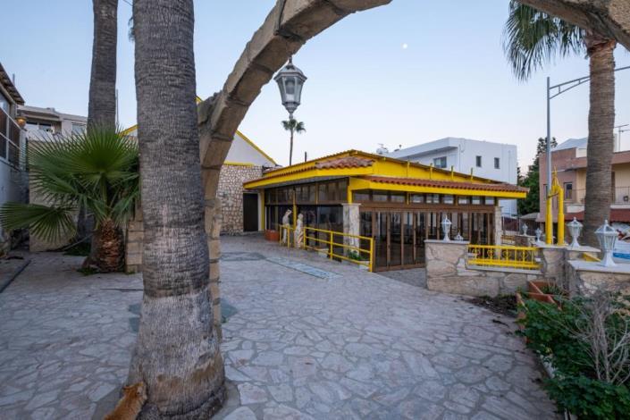 Image No.5-Commercial à vendre à Ayia Napa