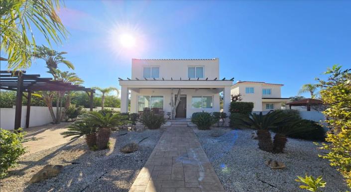 Image No.7-3 Bed Villa for sale