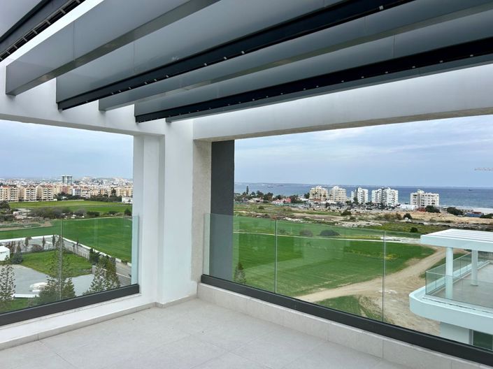 Image No.8-2 Bed Property for sale