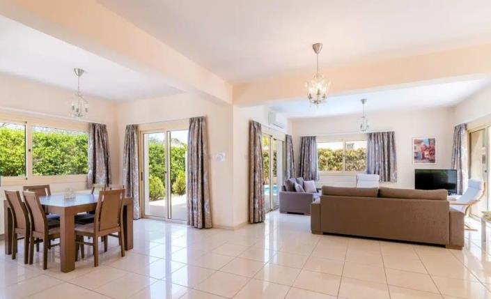 Image No.6-3 Bed Villa for sale