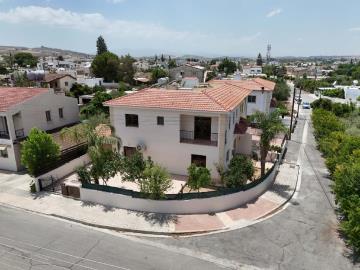 1 - Dali, Villa