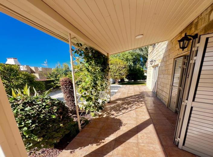 Image No.7-3 Bed Villa for sale