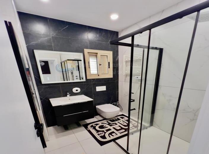 Image No.14-3 Bed Villa for sale