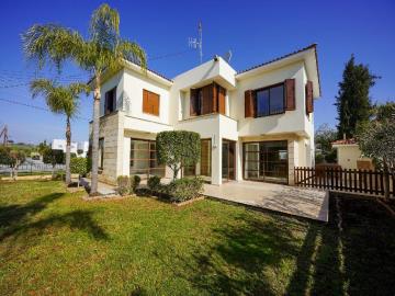 1 - Nicosie, Villa