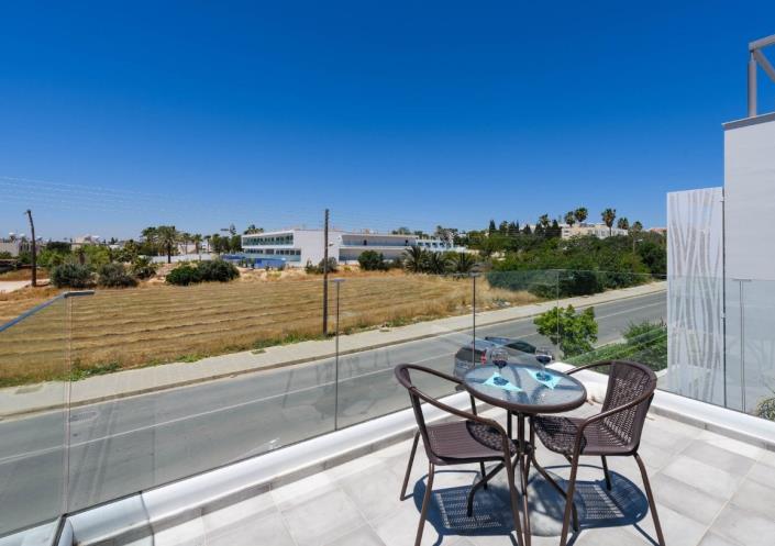 Image No.11-3 Bed Villa for sale