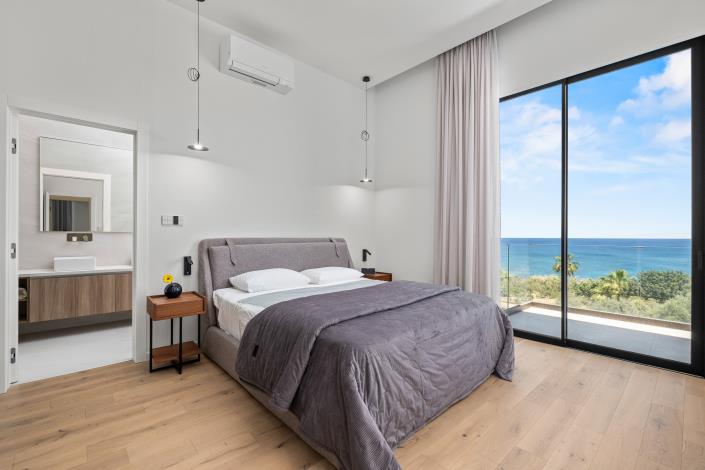 Image No.14-5 Bed Mansion for sale