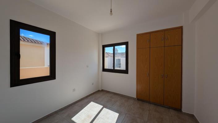 Image No.3-Maison de ville de 4 chambres à vendre à Meneou