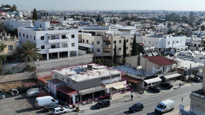 Image No.2-Commercial à vendre à Lakatamia