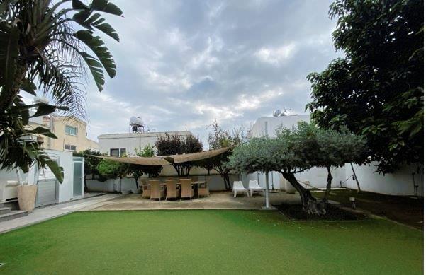 Image No.3-3 Bed Villa for sale