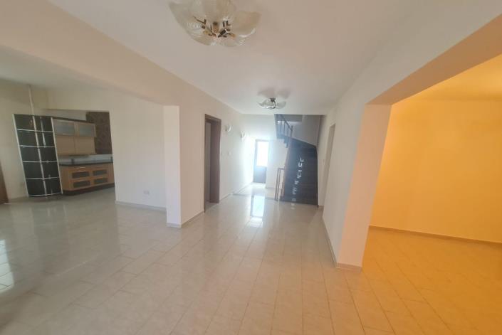 Image No.20-5 Bed Villa for sale