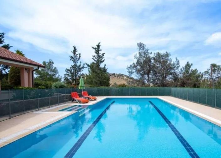 Image No.2-Villa de 5 chambres à vendre à Larnaca