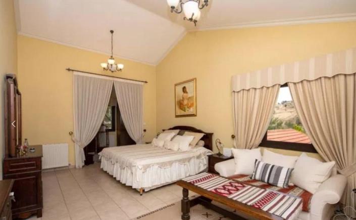 Image No.16-Villa de 5 chambres à vendre à Larnaca