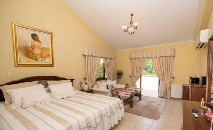 Image No.17-Villa de 5 chambres à vendre à Larnaca