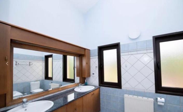 Image No.25-Villa de 5 chambres à vendre à Larnaca