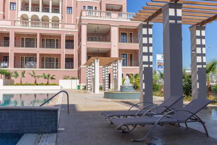 Image No.15-4 Bed Apartment for sale