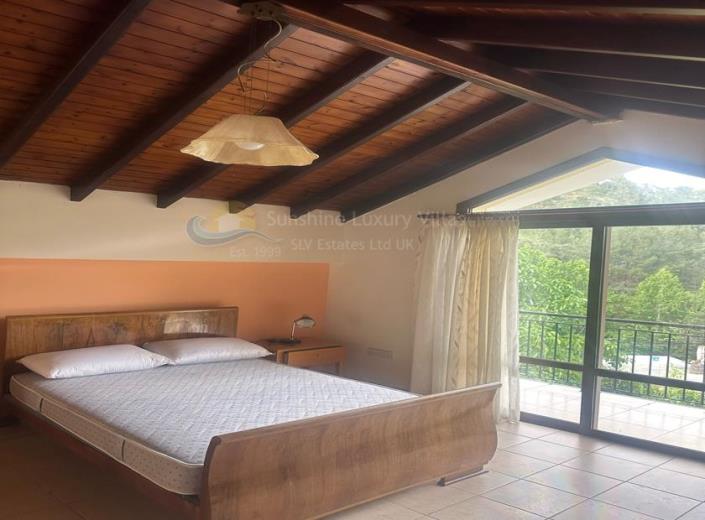 Image No.9-3 Bed Villa / Detached for sale