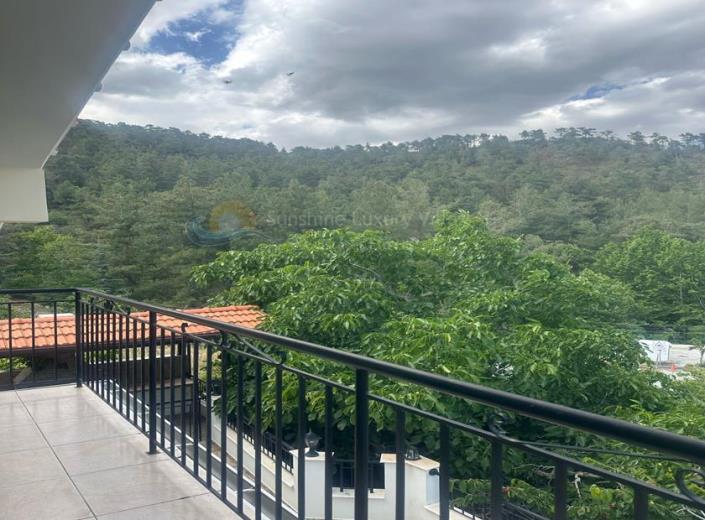 Image No.11-3 Bed Villa / Detached for sale