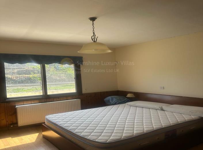 Image No.14-3 Bed Villa / Detached for sale