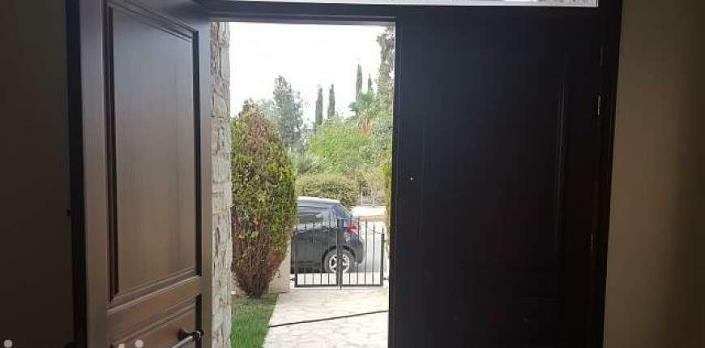 Image No.3-4 Bed Villa for sale