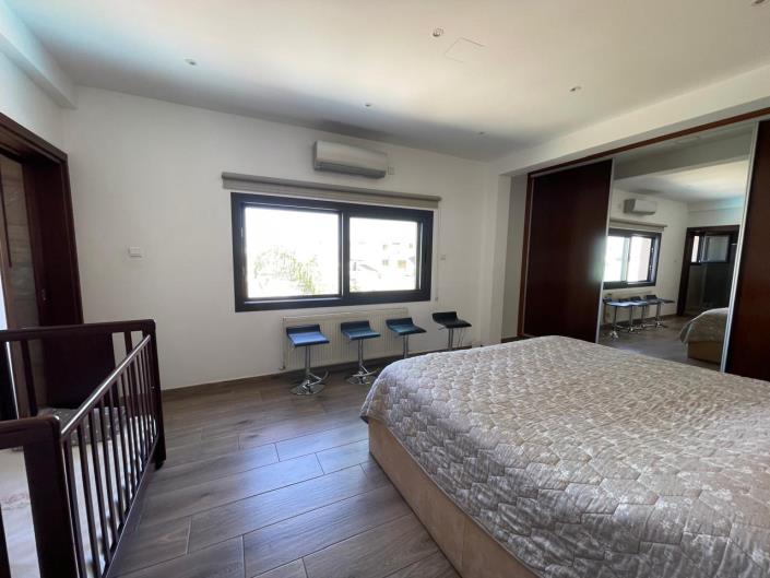 Image No.30-4 Bed Villa for sale