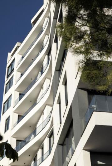 Image No.21-3 Bed Apartment for sale