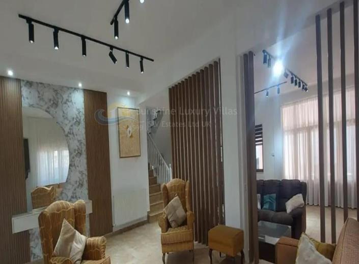 Image No.7-5 Bed Villa for sale